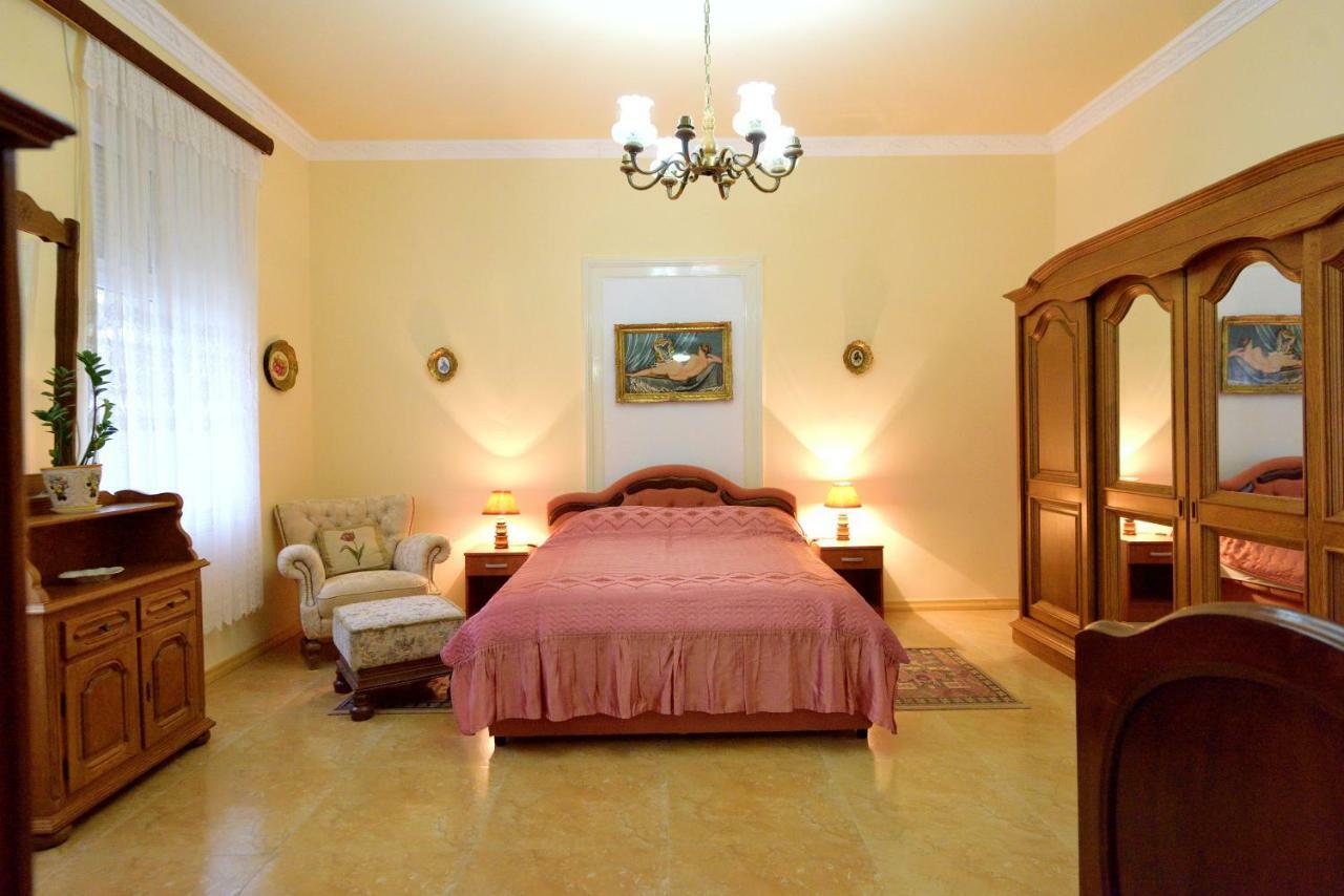 Apartman Vila Milica Kikinda Extérieur photo