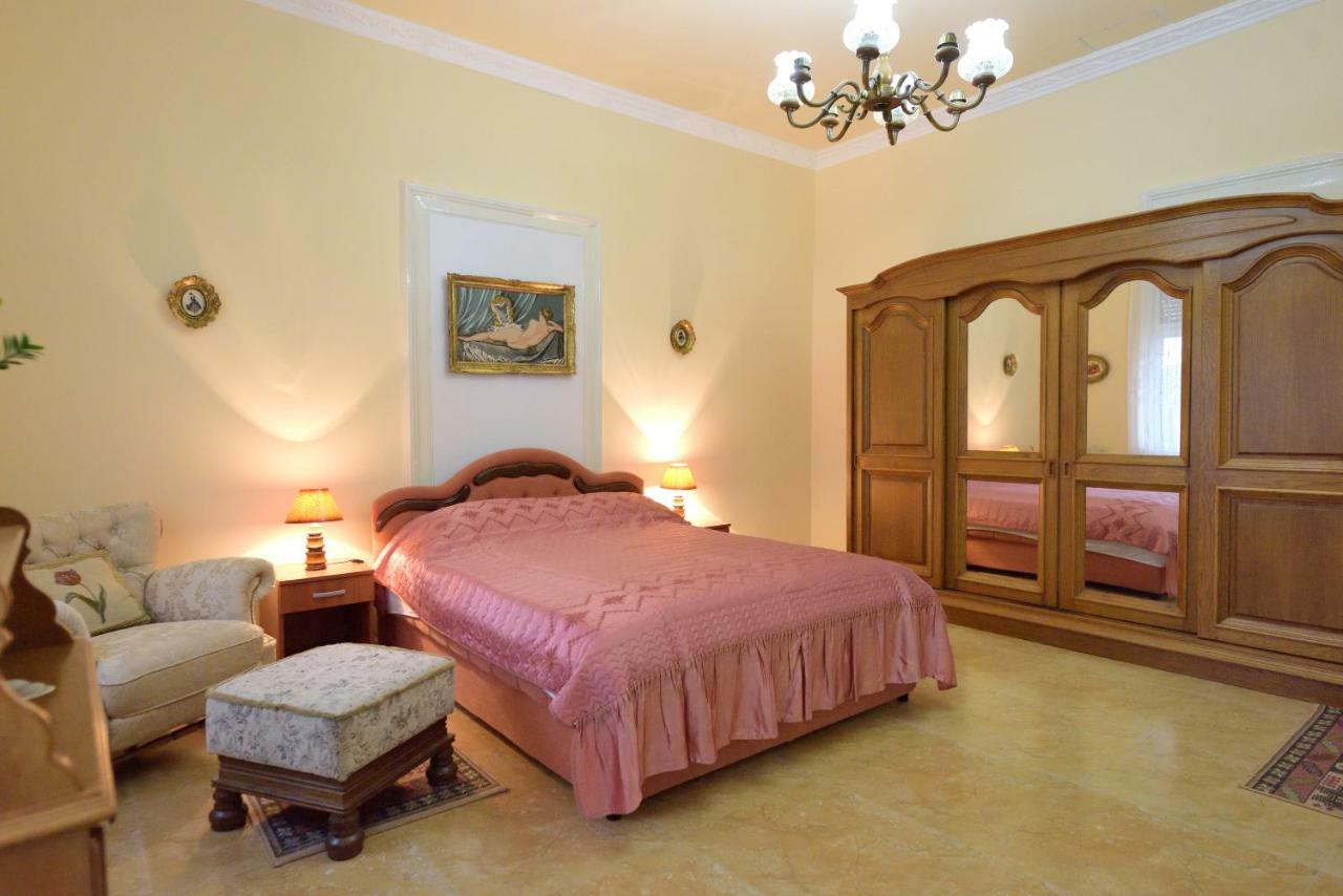 Apartman Vila Milica Kikinda Extérieur photo